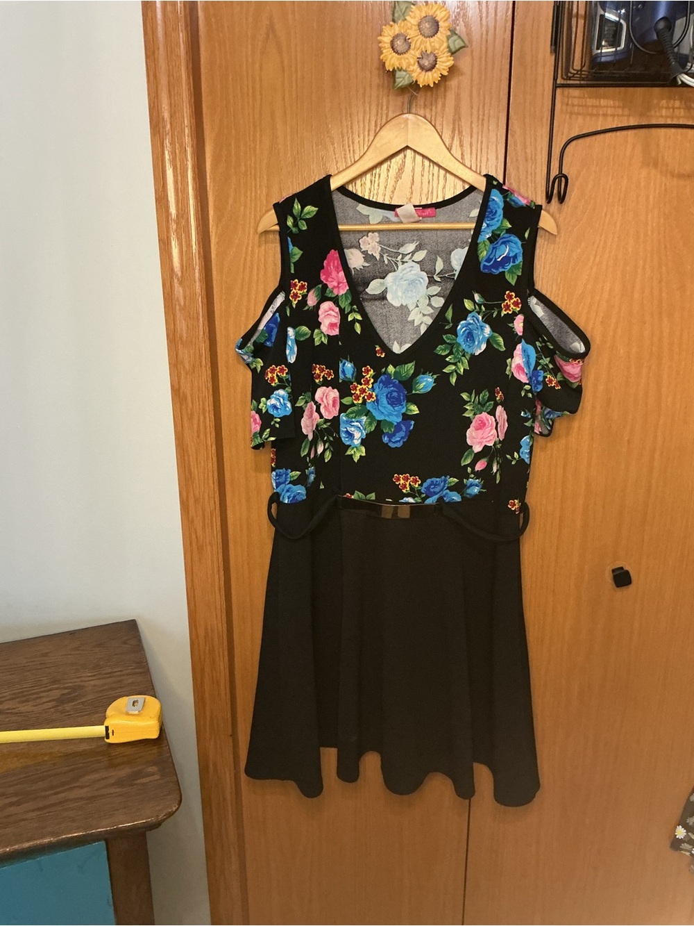 Black Cold-Shoulder Floral Skater Dress with Blue & Pink Roses